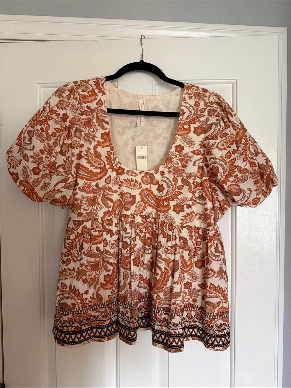 Anthropologie White & Rust Paisley Top
